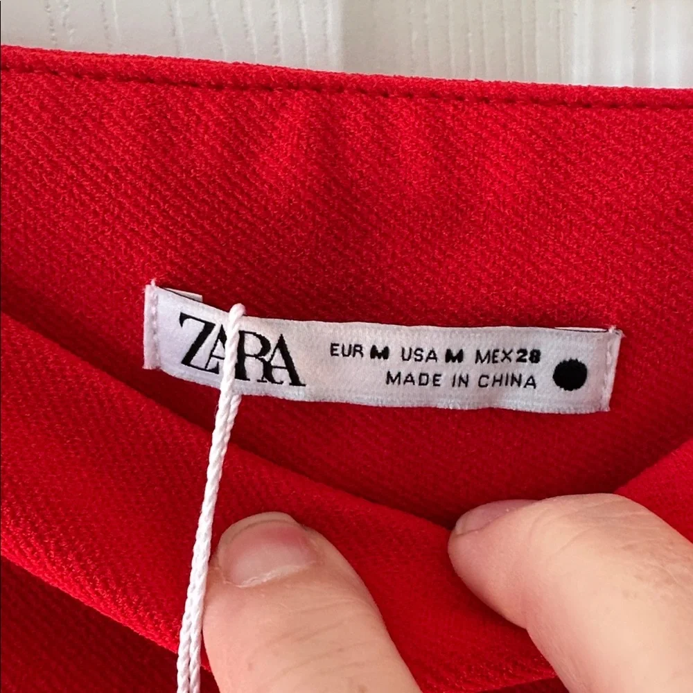 NWT Zara Bold Red amino Skirt size M - Picture 2 of 5